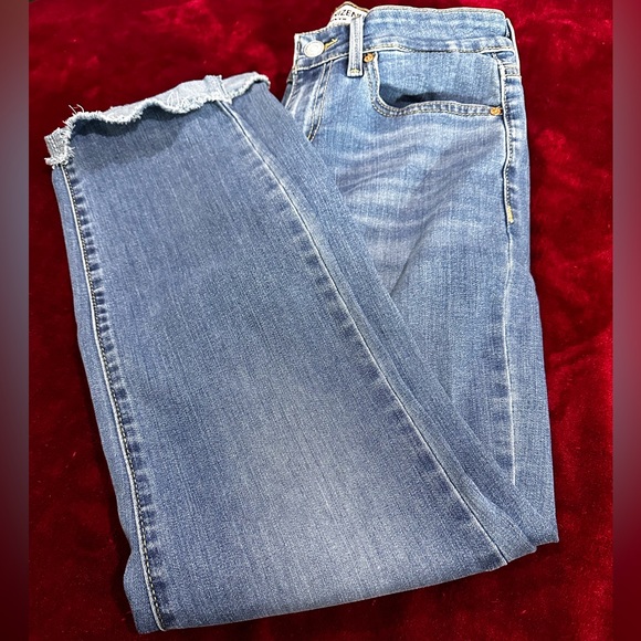 American Eagle Outfitters Denim - American Eagle Distressed Denim Jeans